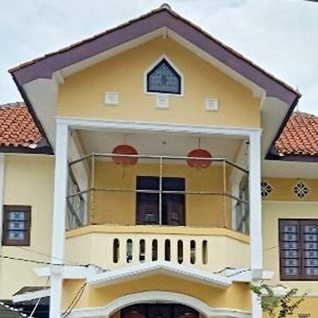 فندق Kost 48 سورابايا المظهر الخارجي الصورة